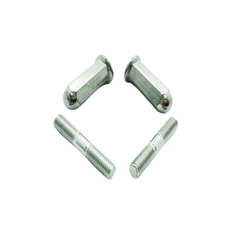 Agk Delta Egzoz Saplama Ve Somunu Seti