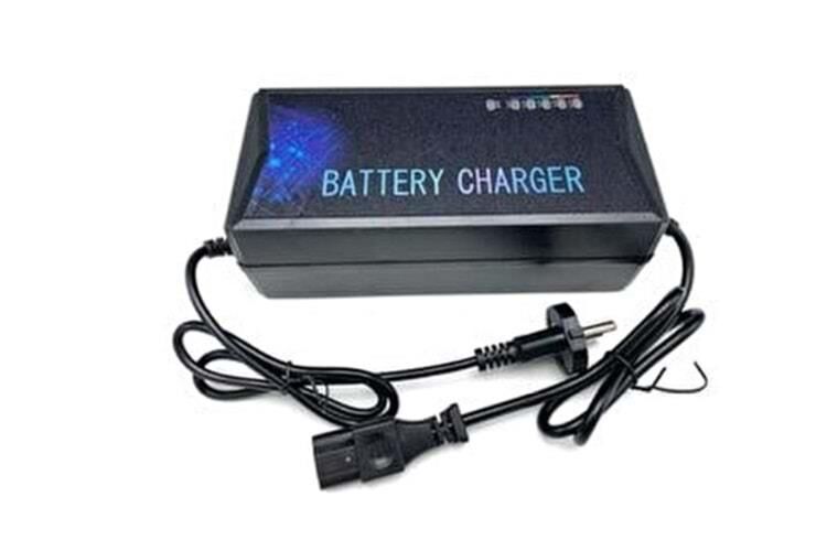 Ebıs Ebis Şarj Cihazı E-Bisiklet 60V 20Ah Göstergeli